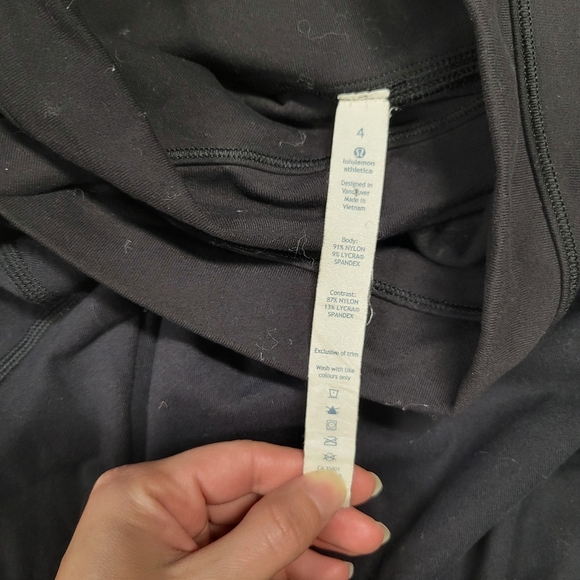 Lululemon Healthy Heart Pullover Cowl Neck Long Sleeve Sweater Top Size 4 Black - Picture 5 of 6